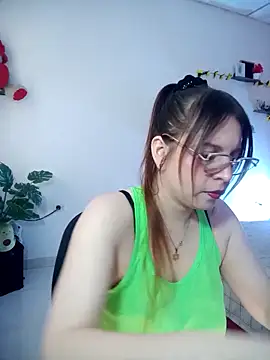 lorenitabella online show from 02.27.26