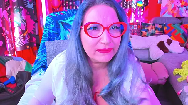 Snapshot of mature_lisa_naughty chatting on 03.13.25 mature lisa naughty online show from 03.13.25