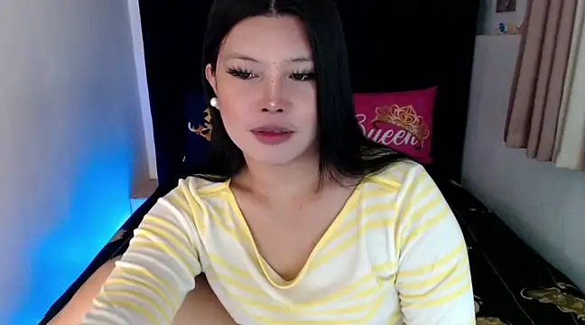 Snapshot of Angelic_Fuckerxxx chatting on 03.10.25 Angelic Fuckerxxx online show from 03.10.25