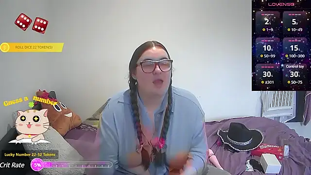 Rebecca Summer online show from 02.04.25