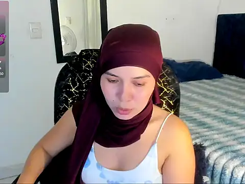 Snapshot of MatchedEyebrow chatting on 06.02.26 MatchedEyebrow online show from 06.02.26