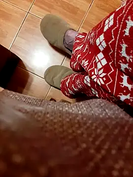 Snapshot of feet_toes chatting on 03.23.25 feet toes online show from 03.23.25