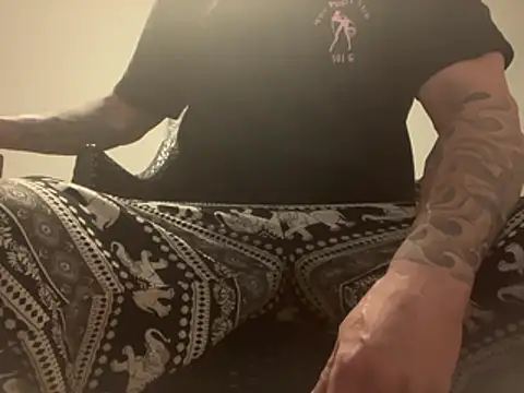 Snapshot of Tyyson03 chatting on 01.09.26 Tyyson03 online show from 01.09.26