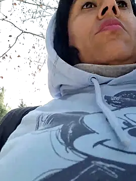 Molly newman6 online show from 02.16.25