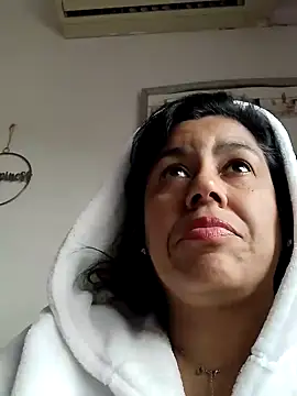 Molly newman6 online show from 02.17.25