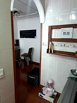 HunnyyLove online show from 02.08.25