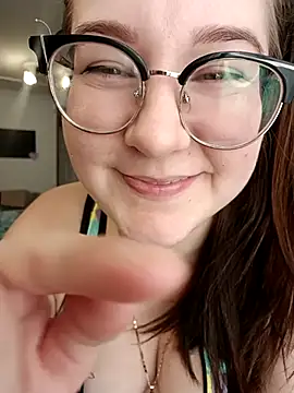 HunnyyLove online show from 02.24.25