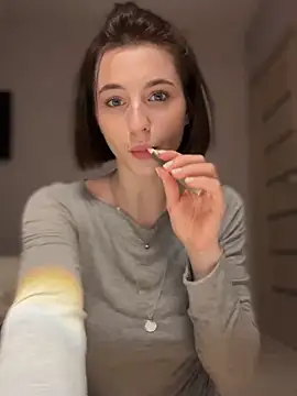 Snapshot of Camilla_Railian chatting on 12.10.24 Camilla Railian online show from 12.10.24