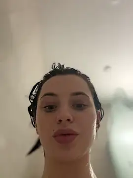 Snapshot of Camilla_Railian chatting on 12.14.24 Camilla Railian online show from 12.14.24