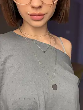 Snapshot of Camilla_Railian chatting on 01.03.25 Camilla Railian online show from 01.03.25