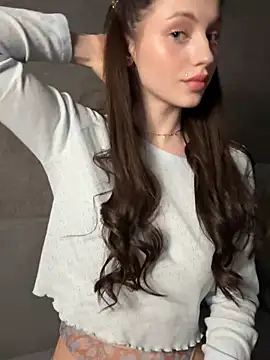 Snapshot of Camilla_Railian chatting on 03.19.25 Camilla Railian online show from 03.19.25