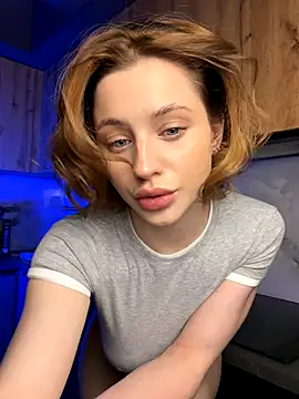 Snapshot of Camilla_Railian chatting on 12.05.25 Camilla Railian online show from 12.05.25