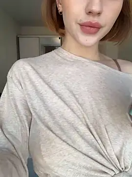 Snapshot of Camilla_Railian chatting on 02.10.26 Camilla Railian online show from 02.10.26