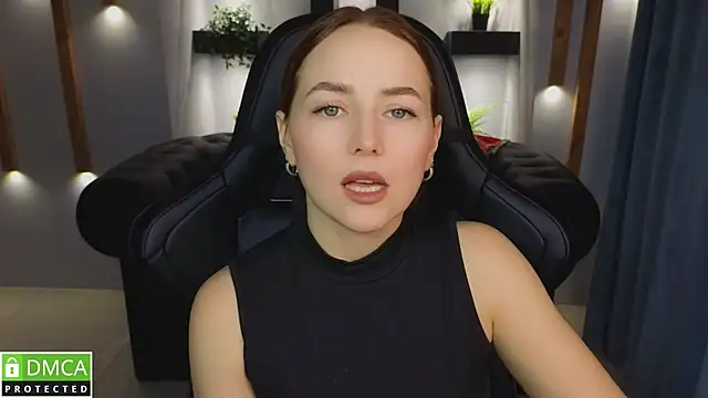 Snapshot of Mira_Mermayd chatting on 01.05.25 Mira Mermayd online show from 01.05.25