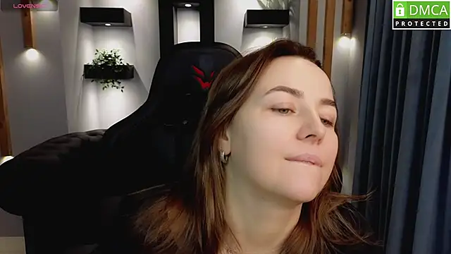 Snapshot of Mira_Mermayd chatting on 01.28.25 Mira Mermayd online show from 01.28.25