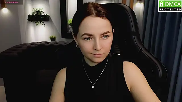 Snapshot of Mira_Mermayd chatting on 02.02.25 Mira Mermayd online show from 02.02.25