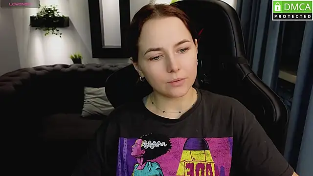 Snapshot of Mira_Mermayd chatting on 02.25.25 Mira Mermayd online show from 02.25.25