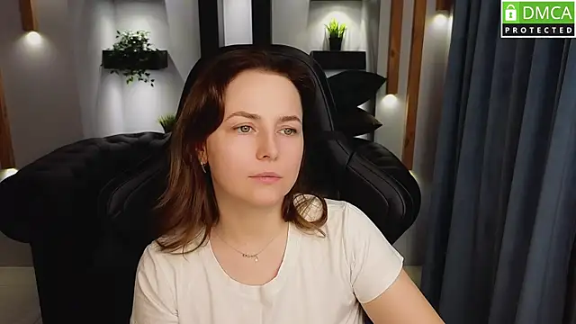 Snapshot of Mira_Mermayd chatting on 03.19.25 Mira Mermayd online show from 03.19.25