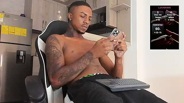 YeremiBrowm online show from 10.22.25