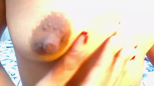 Snapshot of Amy_Ronan chatting on 12.21.24 Amy Ronan online show from 12.21.24