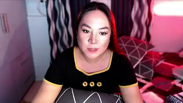 xSUCKTHYWOMANx online show from 12.17.24