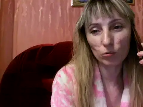 Snapshot of Biddy_Alana chatting on 12.06.24 Biddy Alana online show from 12.06.24