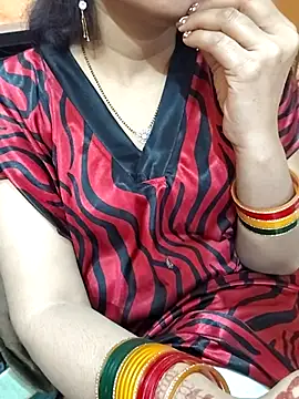 Snapshot of Diya_143 chatting on 04.12.26 Diya 143 online show from 04.12.26