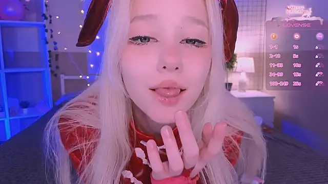 Snapshot of IrmaBell chatting on 12.22.24 IrmaBell online show from 12.22.24