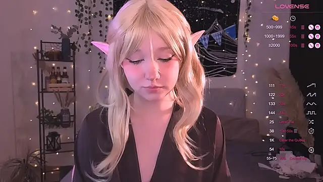 Snapshot of IrmaBell chatting on 09.26.25 IrmaBell online show from 09.26.25