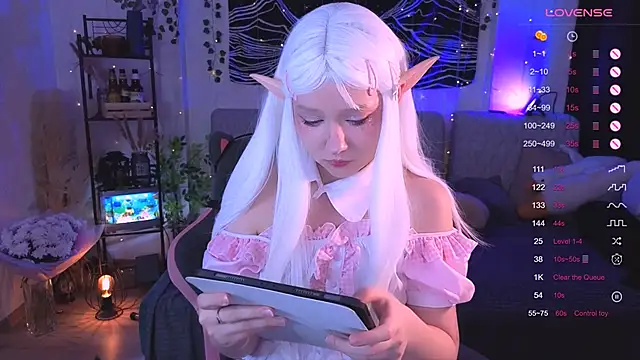 Snapshot of IrmaBell chatting on 11.14.25 IrmaBell online show from 11.14.25