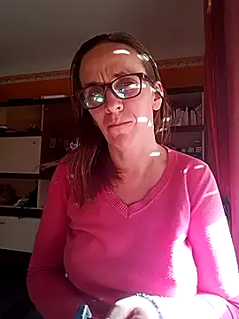 Dettybitch40 online show from 10.18.25