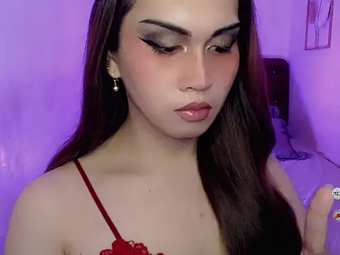 Snapshot of AlodiaOfCums chatting on 02.05.26 AlodiaOfCums online show from 02.05.26