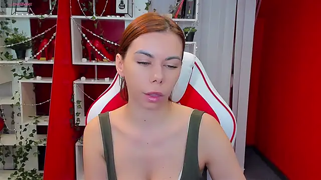 KateCloud online show from 02.21.25