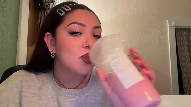 Snapshot of nativepumpkin95 chatting on 02.06.26 nativepumpkin95 online show from 02.06.26