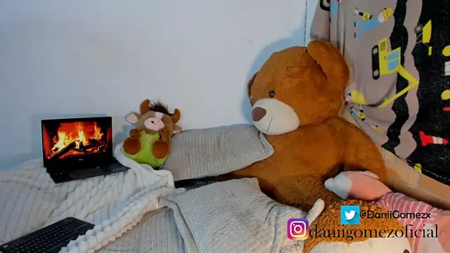dani rosee online show from 07.14.26