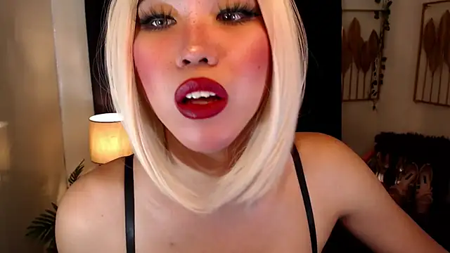 Snapshot of sahara_ts chatting on 01.31.25 sahara ts online show from 01.31.25