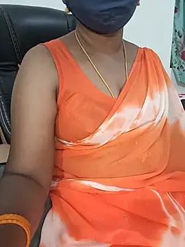 Snapshot of Tamil-hotwife chatting on 06.01.26 Tamil-hotwife online show from 06.01.26