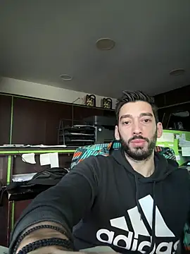 Snapshot of dk2995 chatting on 02.18.25 dk2995 online show from 02.18.25