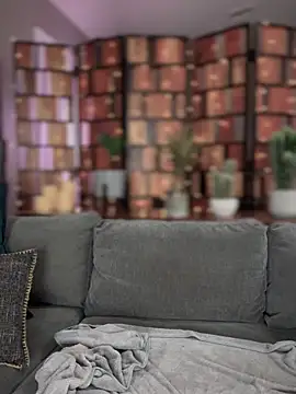 Snapshot of Fiona_Kent_ chatting on 01.19.25 Fiona Kent online show from 01.19.25