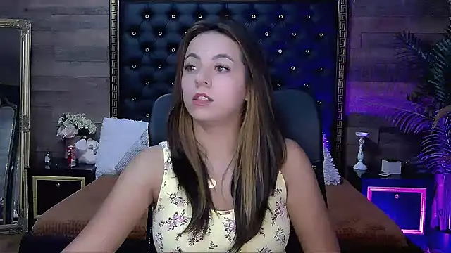 PlayfulElla online show from 10.02.25