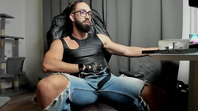 liamaesthetic online show from 01.31.25