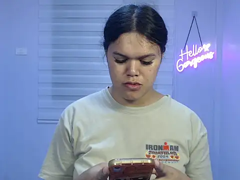 Miss Ivanawolf online show from 03.04.25