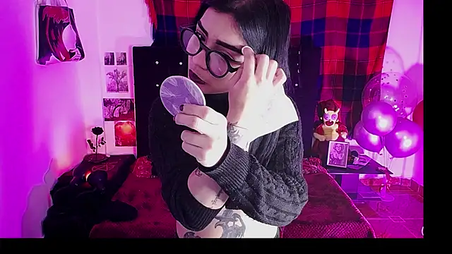 Snapshot of Ardat_Lili69 chatting on 06.16.26 Ardat Lili69 online show from 06.16.26