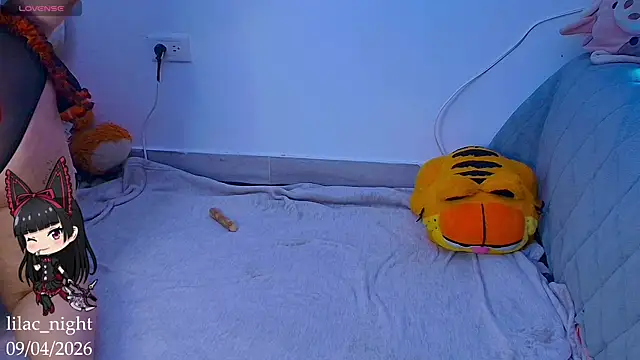 lilac night33 online show from 04.10.26