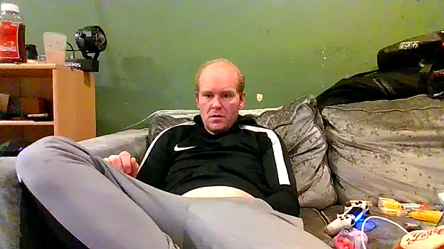 Snapshot of Janssen88 chatting on 11.19.25 Janssen88 online show from 11.19.25