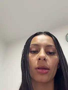 Snapshot of karlyn_angels chatting on 03.22.25 karlyn angels online show from 03.22.25