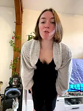 Daisy Michto Officiel online show from 12.03.24