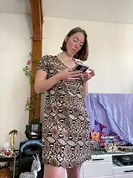 Daisy Michto Officiel online show from 12.20.24