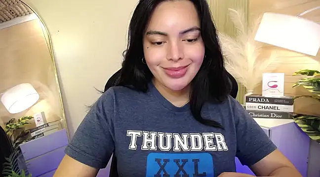 HotstuffCherrySummer online show from 01.10.25