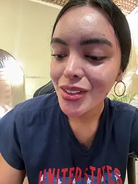 HotstuffCherrySummer online show from 04.17.26